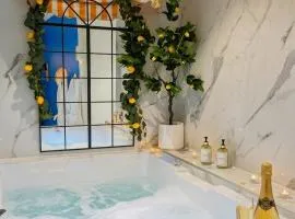 CIAO BELLA - Jacuzzi - Table de massages - Nice