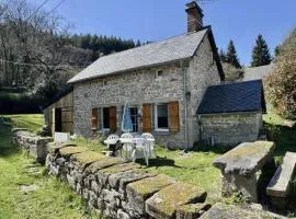 Pause Naturelle au Four à Pain - Vue sur Montagnes