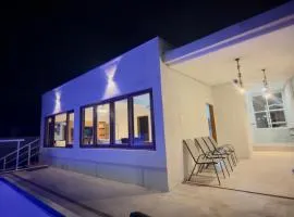 Martin de Sá - 800 metros da Praia