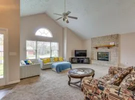 4 Mi to Ha Ha Tonka State Park! Home with Deck