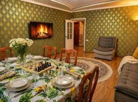 Large Appartment & Central Place