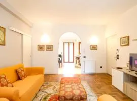 Great Apartment near the Centre - with Free Parking