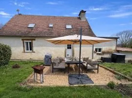 Maison de charme, calme, nature, terrasse et cinéma