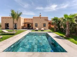 Villa Marwa 3 bedrooms No one opposite 1500sqm garden