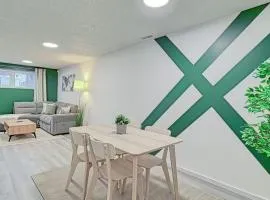 Cozy 2BR Suite Near Zoo & downtown Walk to C-Train