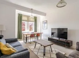 Spacious 3 Bed Apartment for Contractors and Families
