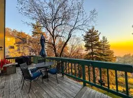 Alpine Lookout Cabin - 2 Balconies & Private Suite