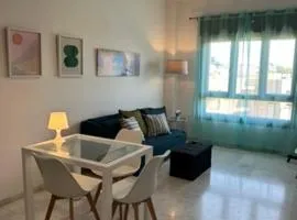 Apartamento Lux Sevilla con Garaje Privado y Piscina
