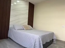 Moderna habitación baño privado TV pet friendly