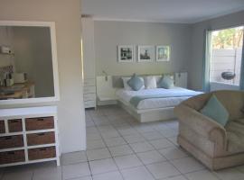 Willows Curve, hotel in Somerset West