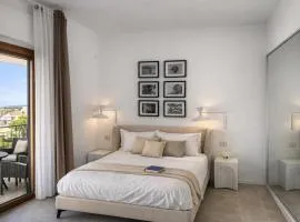 ROOF and SKY ROOM LUXURY in SORRENTO CENTER