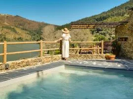 Romantic retreat in the Douro Valley with pool and Jacuzzi