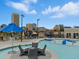 Midtown Atlanta High-Rise Suite - Private Balcony - Rooftop Pool - Free Parking - FIFA World Cup Ready