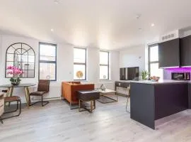 Sussex House 20 - Artistic Luxe 1 Bed Apartment