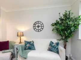 Windsor - Fabulous 1 Bed Ground Floor Apartment!