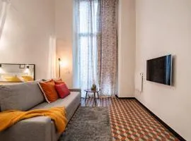 Private terrace in Genoa Old Town, Aquarium 6 min