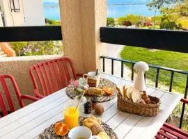 Terrasse vue Etang, piscine Séjour détente
