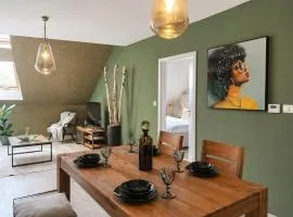 Dizajnový apartmán - v centre - súkromné parkovanie