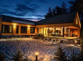 Chalet Beyond