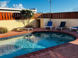 Ensuite Condo Aruba, hotel a Palm-Eagle Beach