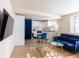 Le Cocoon - Avec jardin de 900m2, Hotel in La Celle-Saint-Cloud