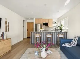 Tide House - Unit A Modern Seaside 1BD w Parking