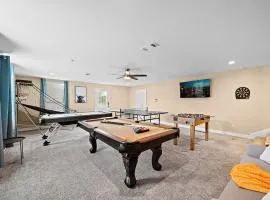 Nr DT, Med Center, Midtown Sleeps 16 Game Room