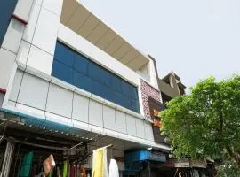 Hotel O Royal Inn
