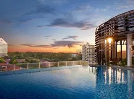 Momentus Hotel Alexandra