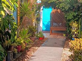 Hostal La Casa del Puente: Santiago'da bir otel