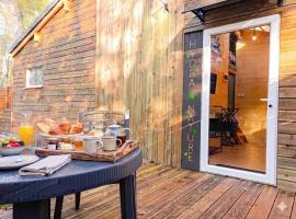 Gîtes Hydra Charme et Nature proche Honfleur en Normandie, hotel u gradu Conteville