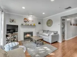 Nash Music City Condo, Sleeps 6, Walk to Broadway