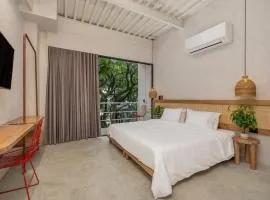 Botánica Hotel Manila by HOUSY