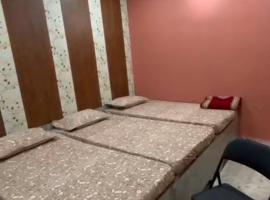 Shree ram lodge, hotel en Maihar