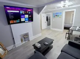 Casa moderna, a newly renovated Modern apartment
