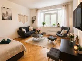 Golden Buddha Apartment