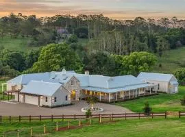 Stonehaven Luxury Estate Pool Sauna Gym Firepit