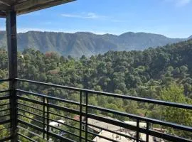 Dharvi Kasauli Heavens