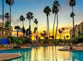 SolMar Breeze - 1BR Condo at North Coast Village - Heated Pools, Hot Tubs & Steps to Beach, Oceanside Harbor and Pier