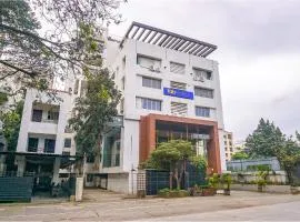 FabHotel Vardhan Plaza