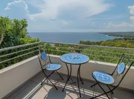Villa Artemis, sea front