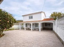 Chalet cerca de la playa de Esmelle