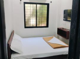 The Sulbha Beach Resort, hotell i Diveagar