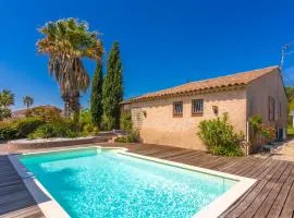 Villa 3 palmiers avec pisicne
