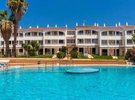 Apartamento en Cala'n Blanes, hotel en Ciutadella