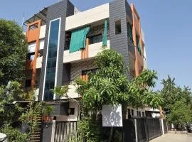 2 BHK All AC Rooms Solapur Home Stay By Stay Nestura