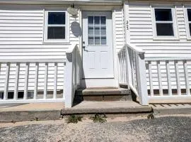 Cozy Coastal Cottage Right on the Water’s Edge in North Truro, Massachusetts
