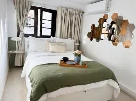 Heart of Cascais Cozy 2BR Steps from Beach