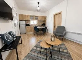 Casa Plati 2 - Peaceful Garden Stay with Pool