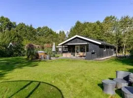 Holiday Home Kennet - 30km from the sea by Interhome